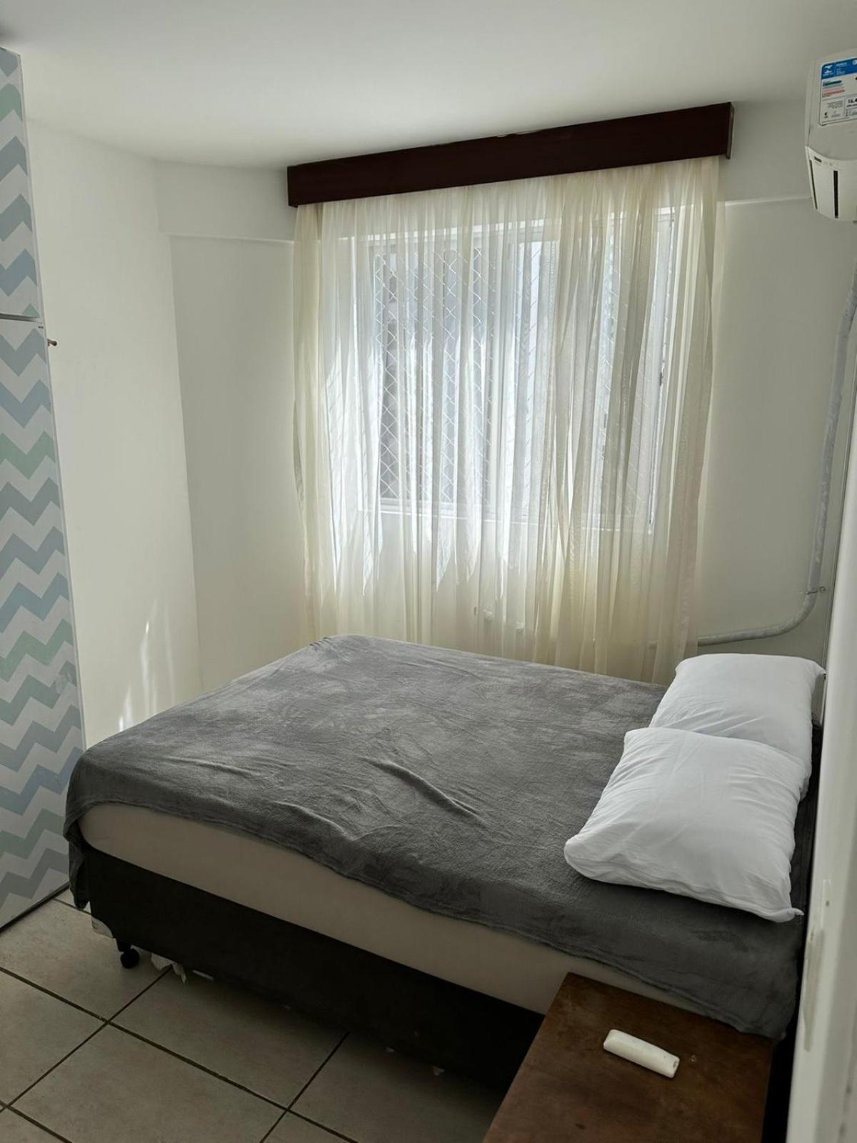 Apartamento Quadra Mar, Otima Localizacao *