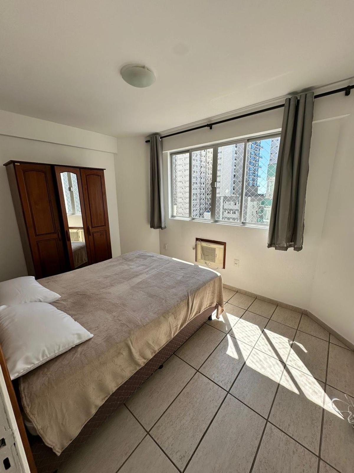 Apartamento Quadra Mar, Otima Localizacao